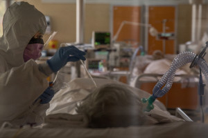 A nurse at work inside the intensive care unit of the Covid 3 Hospital (Istituto clinico CasalPalocco) during the Coronavirus emergency in Rome, Italy on March 30, 2020. The Italian government is continuing to enforce the nationwide lockdown measures to avoid the spread of the infection in the country.