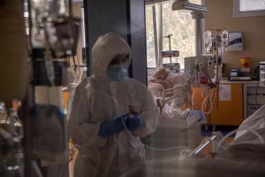 A nurse at work inside the intensive care unit of the Covid 3 Hospital (Istituto clinico CasalPalocco) during the Coronavirus emergency in Rome, Italy on March 30, 2020. The Italian government is continuing to enforce the nationwide lockdown measures to avoid the spread of the infection in the country.