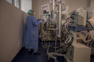 A nurse at work inside the coronavirus intensive care unit of the “Poliambulanza Foundation” hospital in Brescia, Italy on April 9, 2020. “Poliambulanza Foundation” is a non-profit multispecialist private hospital, affiliated with the National Health Service.